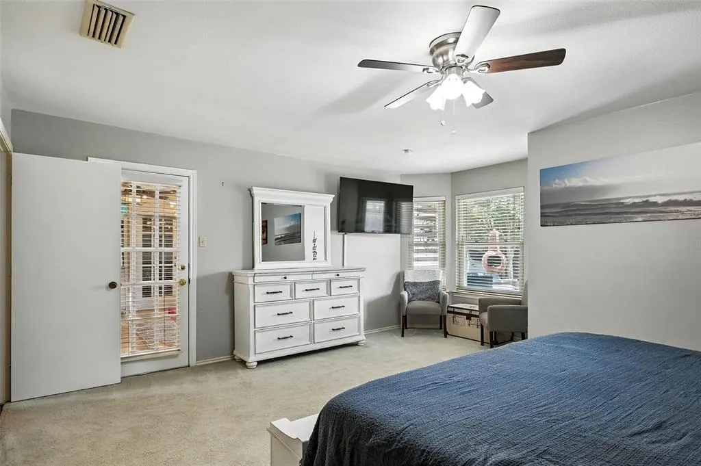 6031 White Rose Trail
