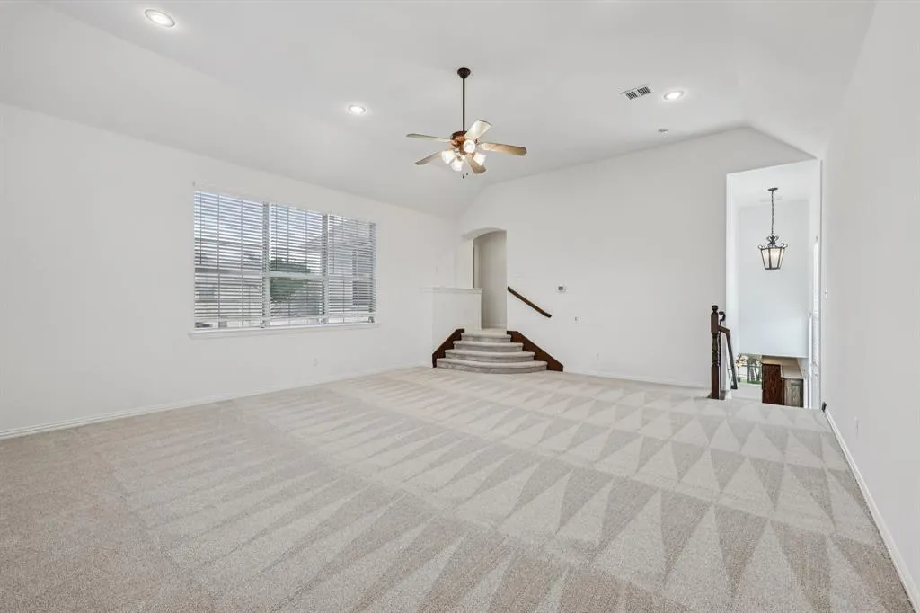 11295 Apple Valley Drive