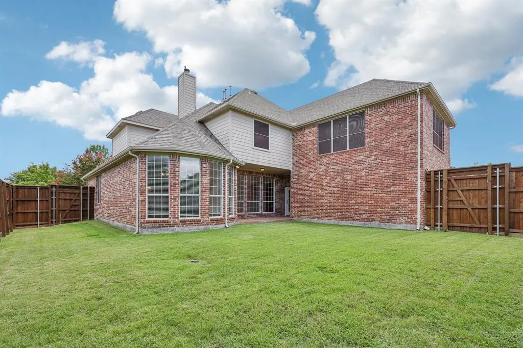 11295 Apple Valley Drive