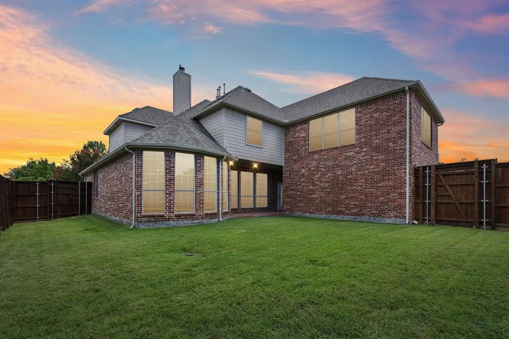 11295 Apple Valley Drive