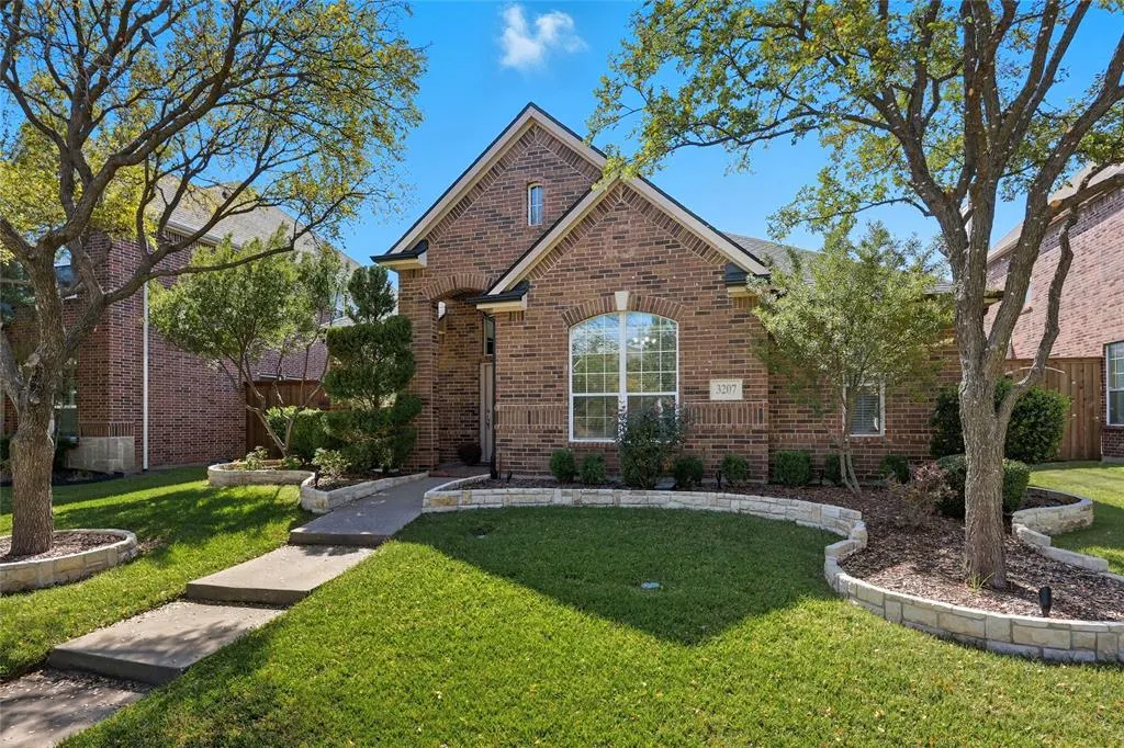 3207 Clearfork Trail