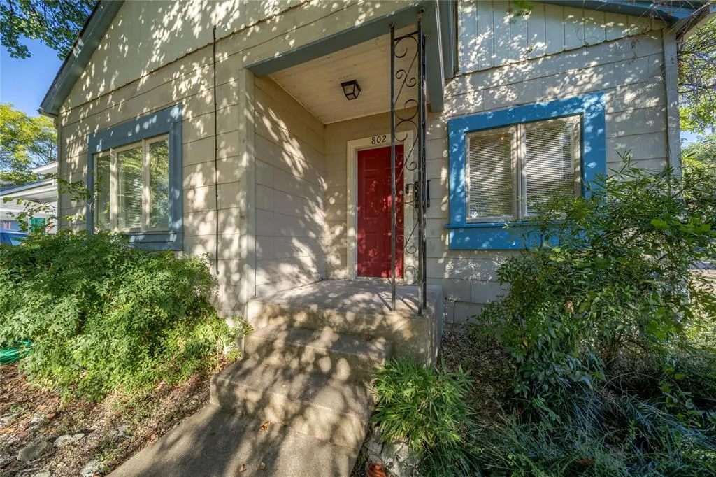 802 N Windomere Avenue