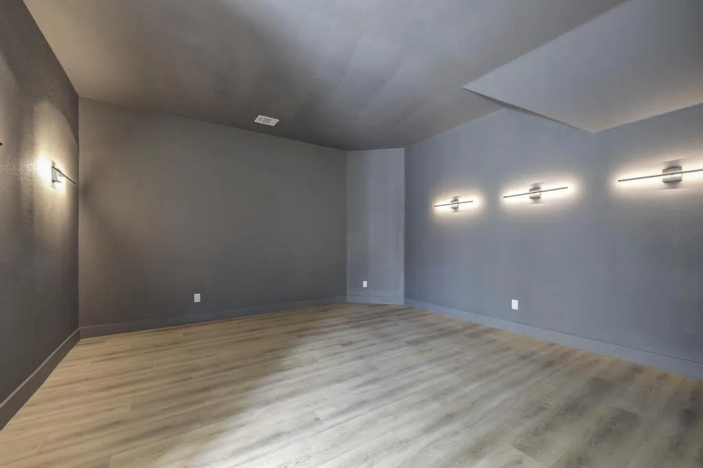 1616 Sweetbay Drive