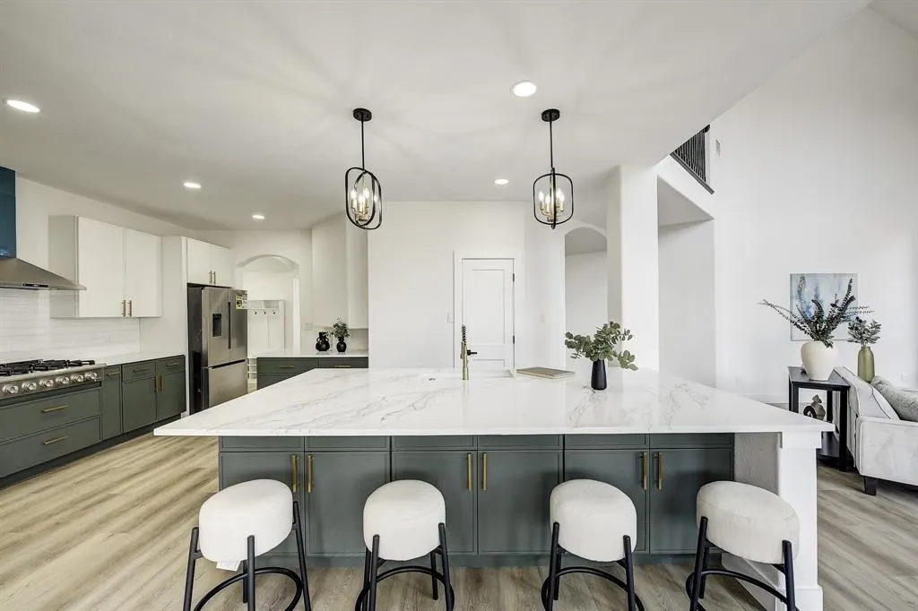 1616 Sweetbay Drive