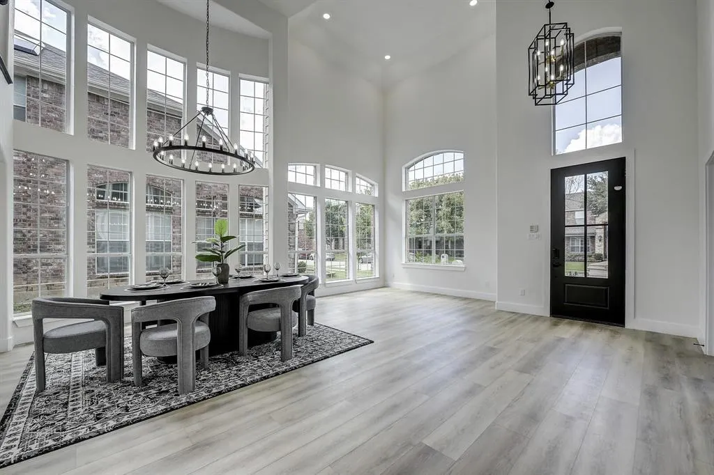1616 Sweetbay Drive