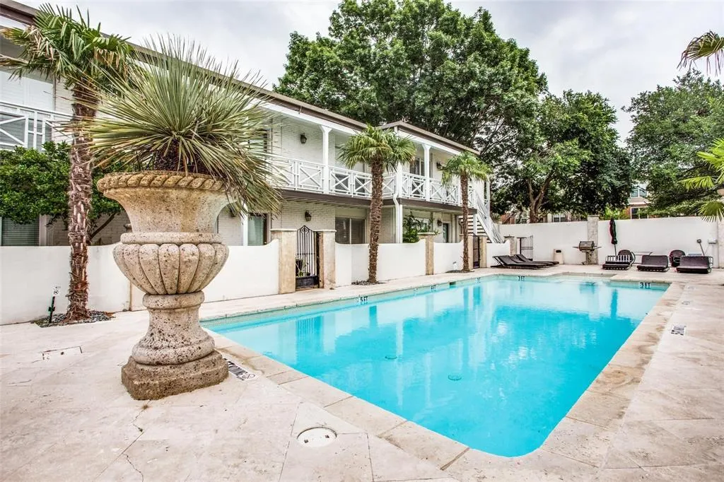 5937 E University Boulevard, #227