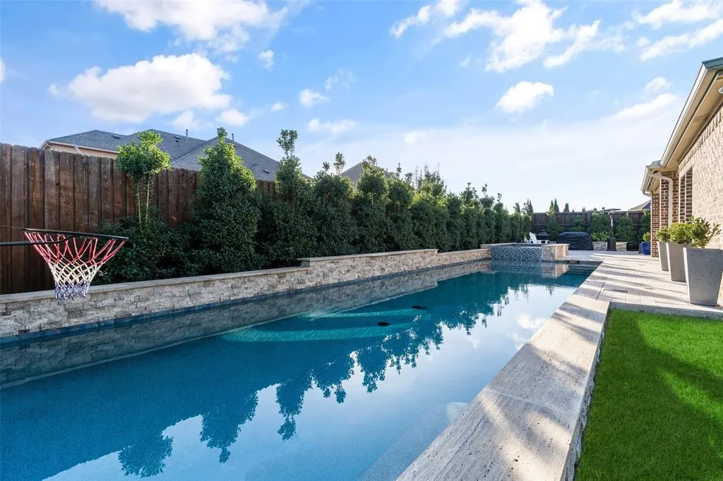 2160 Nocona Drive