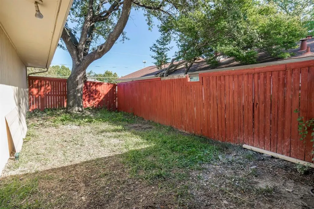 7709 Village Trail Drive