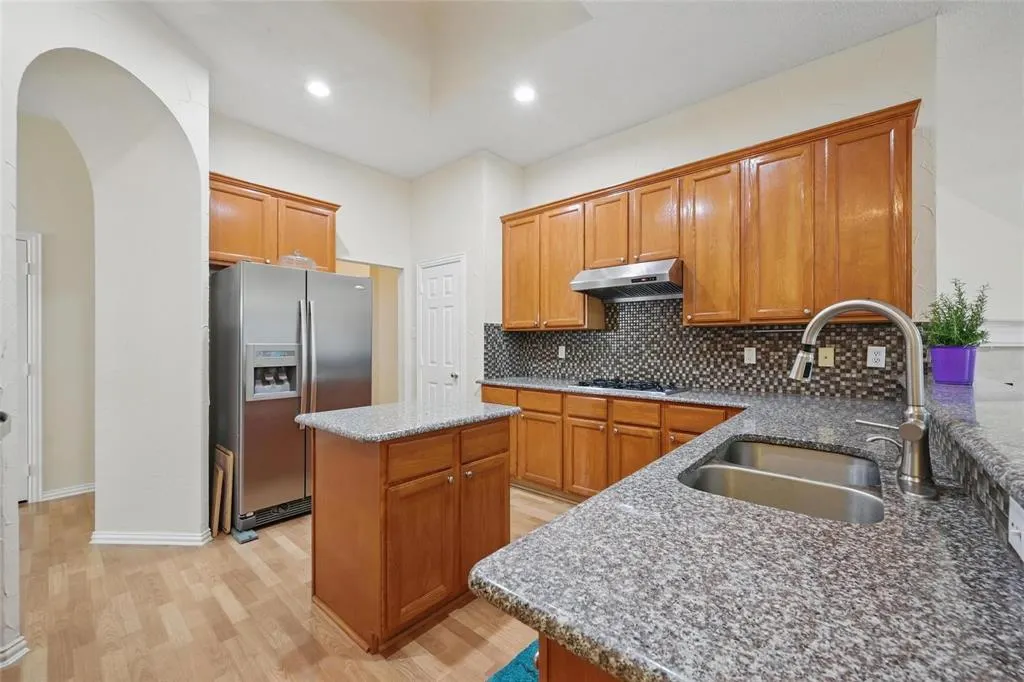 4416 Heath Court