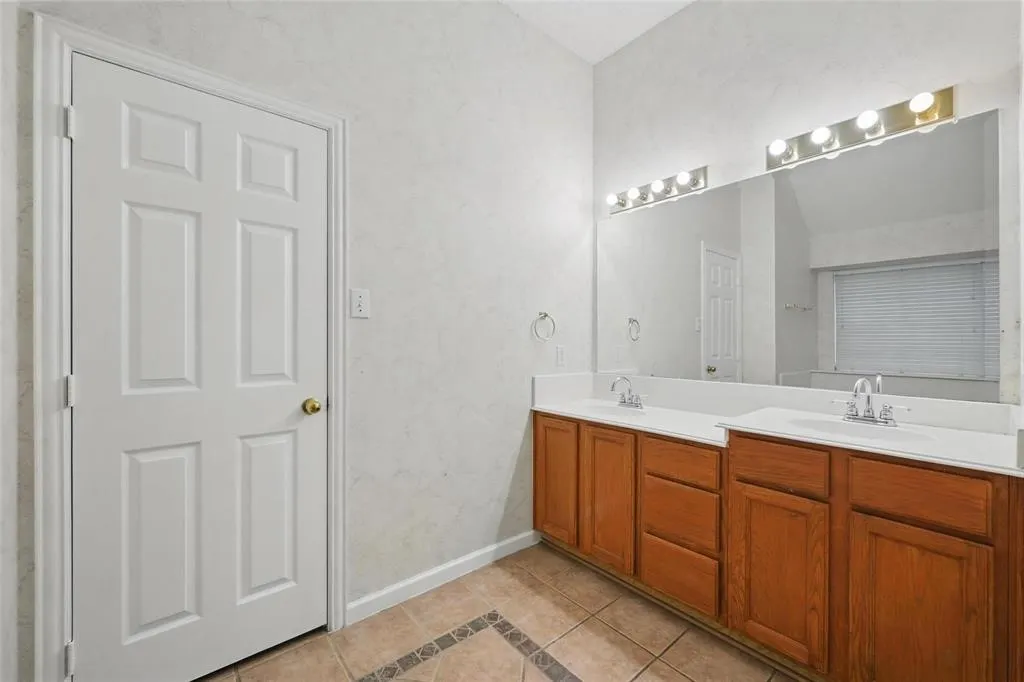 4416 Heath Court