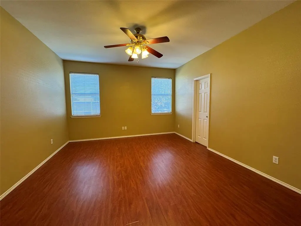 3133 Paradise Valley Drive