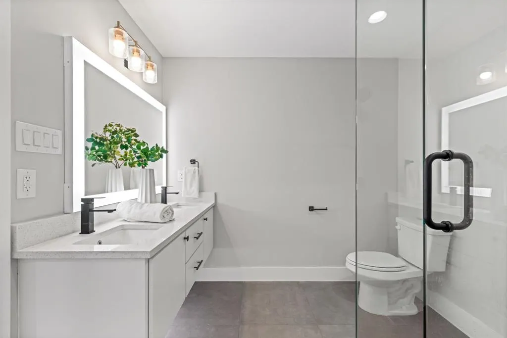 4709 Virginia Avenue, #1