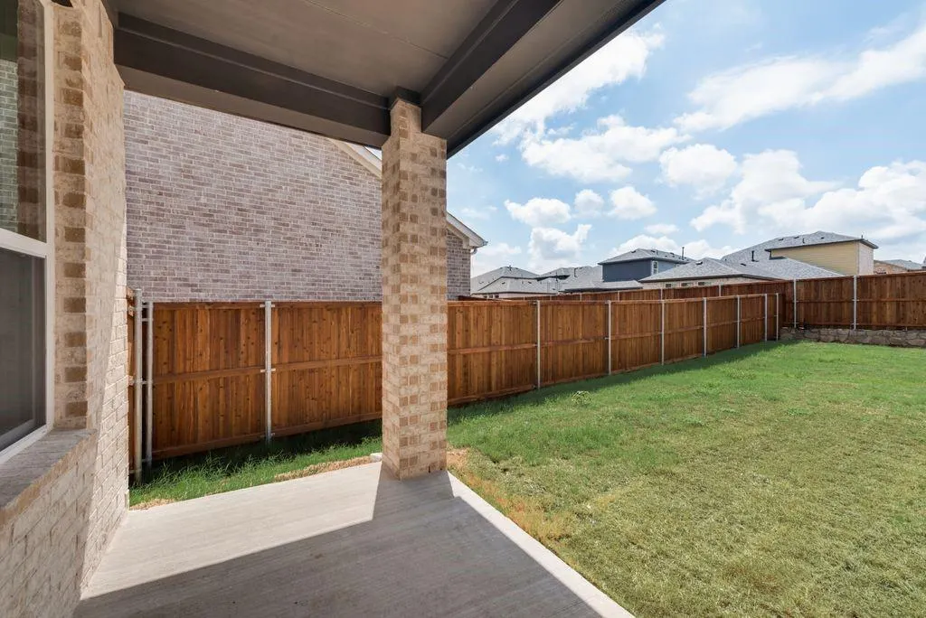 717 Amenduni Lane