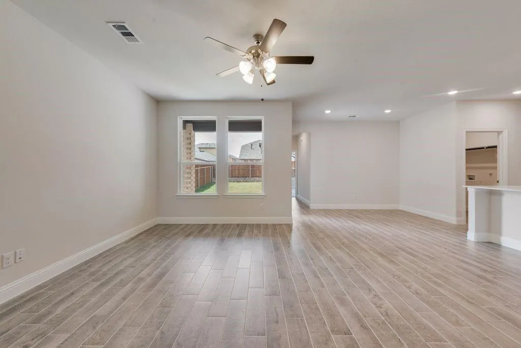 717 Amenduni Lane