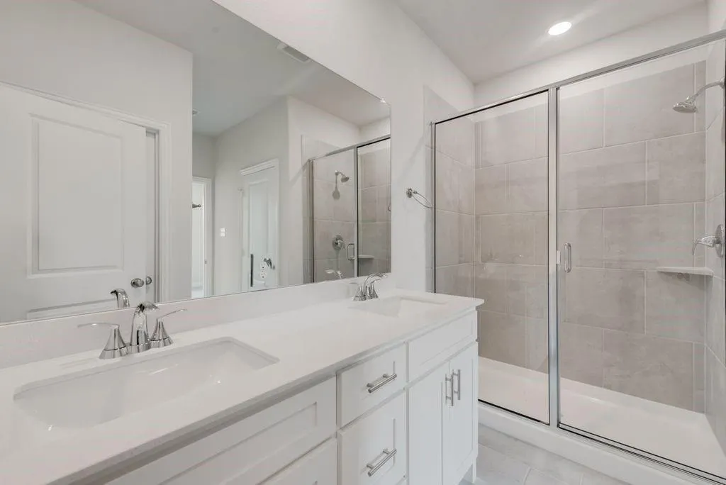 717 Amenduni Lane