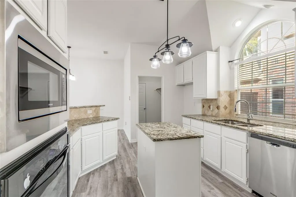 1420 Placer Drive