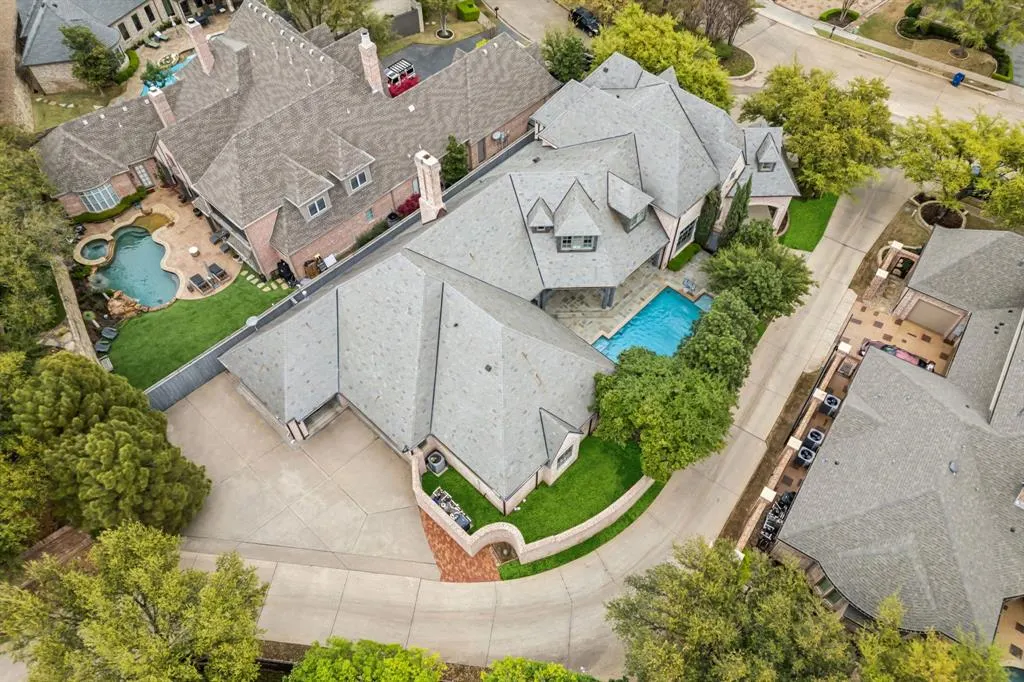 44 Armstrong Drive