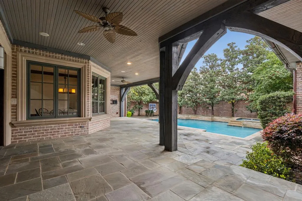 44 Armstrong Drive
