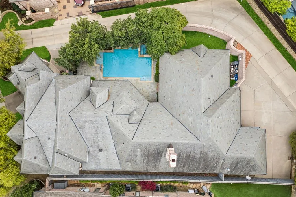 44 Armstrong Drive
