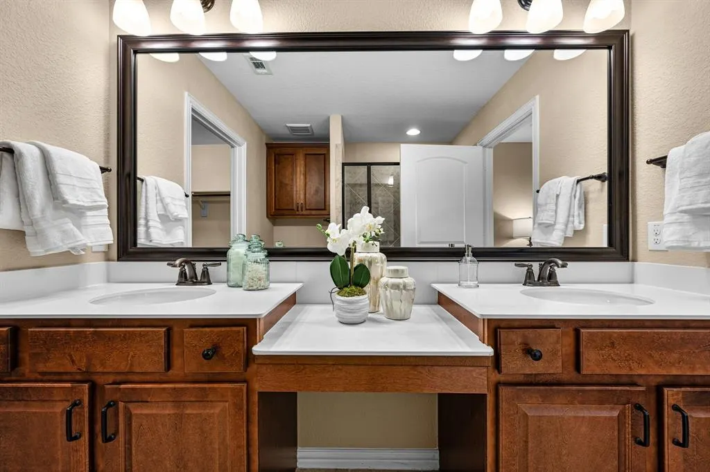 7873 Gulf Breeze Lane