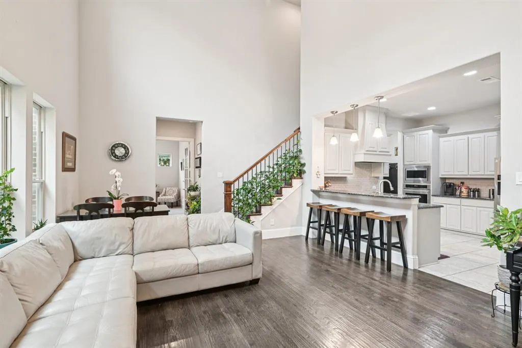 3012 Monford Drive