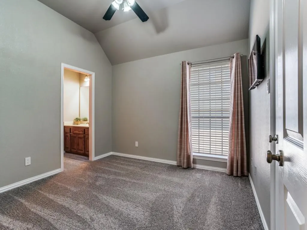 8709 Herns Meadow Lane