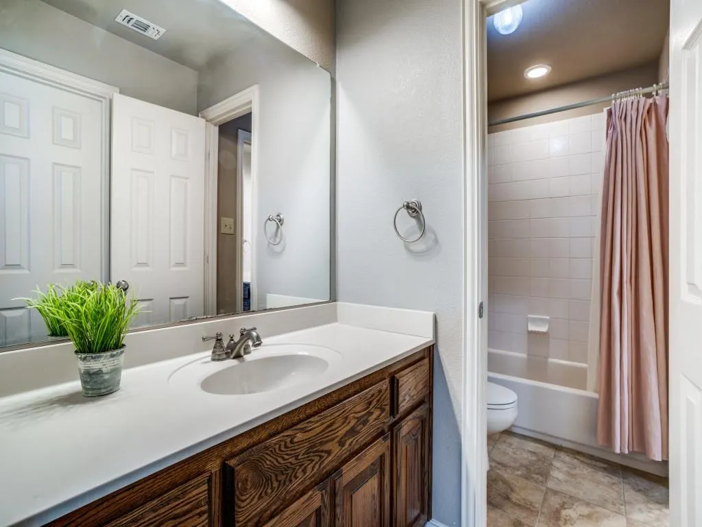 8709 Herns Meadow Lane