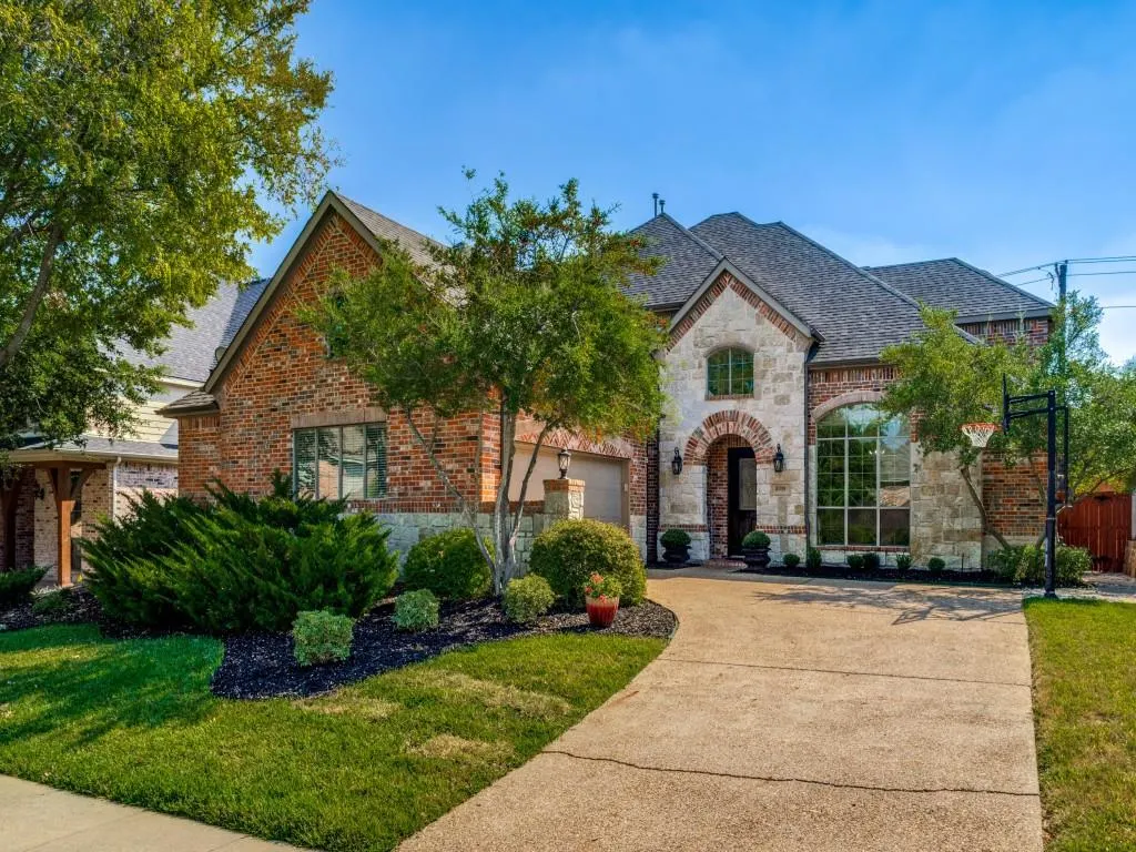 8709 Herns Meadow Lane