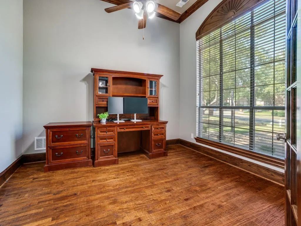 8709 Herns Meadow Lane