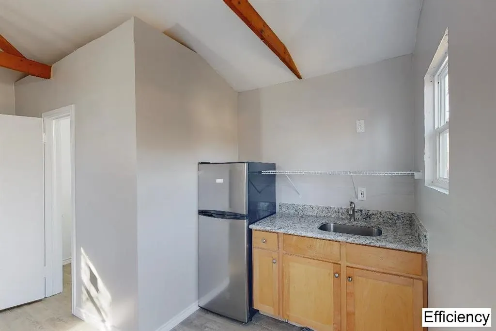 2702 Tolosa Drive