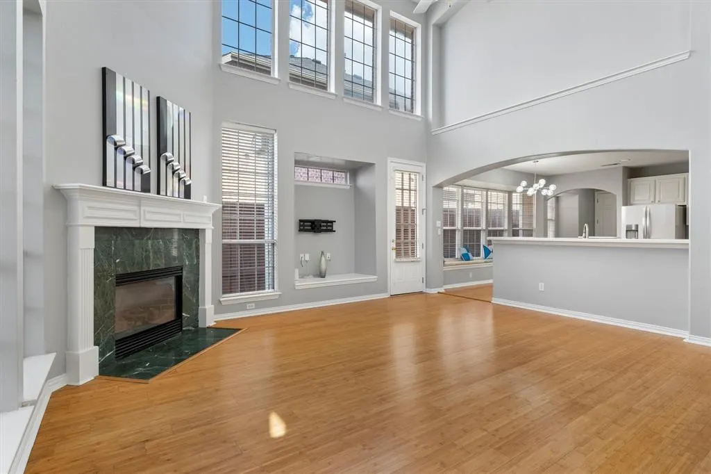5701 Chippewa Trail