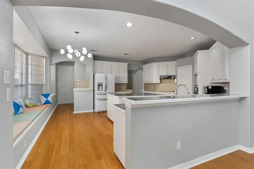 5701 Chippewa Trail