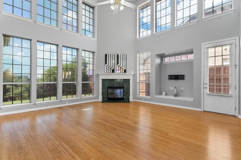 5701 Chippewa Trail
