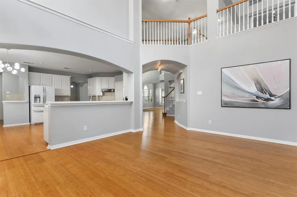 5701 Chippewa Trail