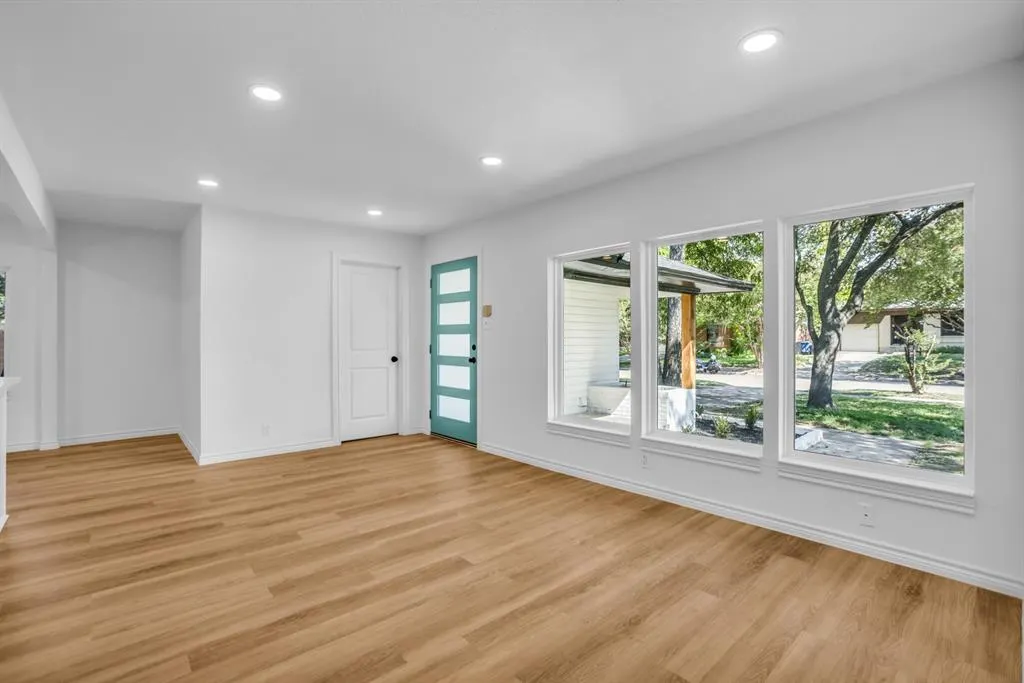2108 Blake Avenue