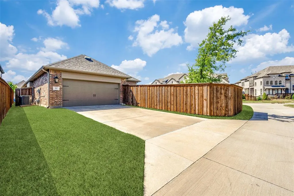 8205 San Bernard Trail