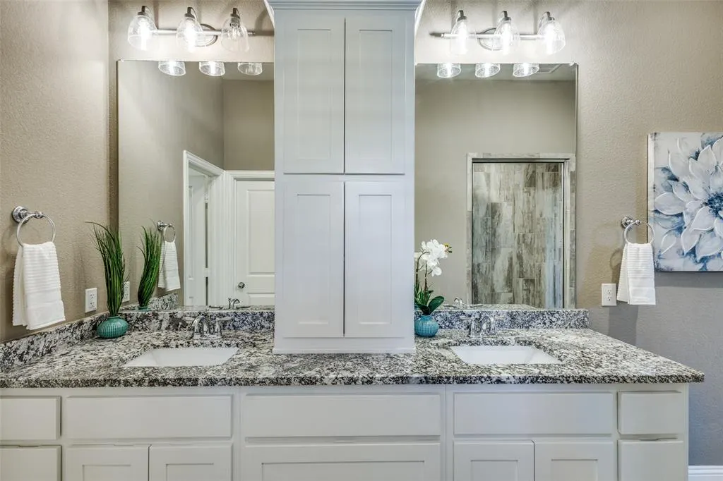 8205 San Bernard Trail