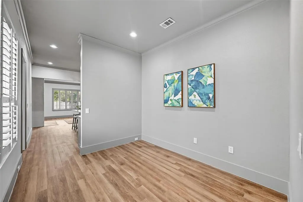 6030 Steamboat Drive
