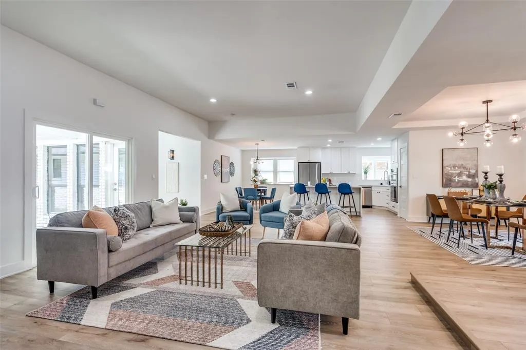 6226 La Cosa Drive