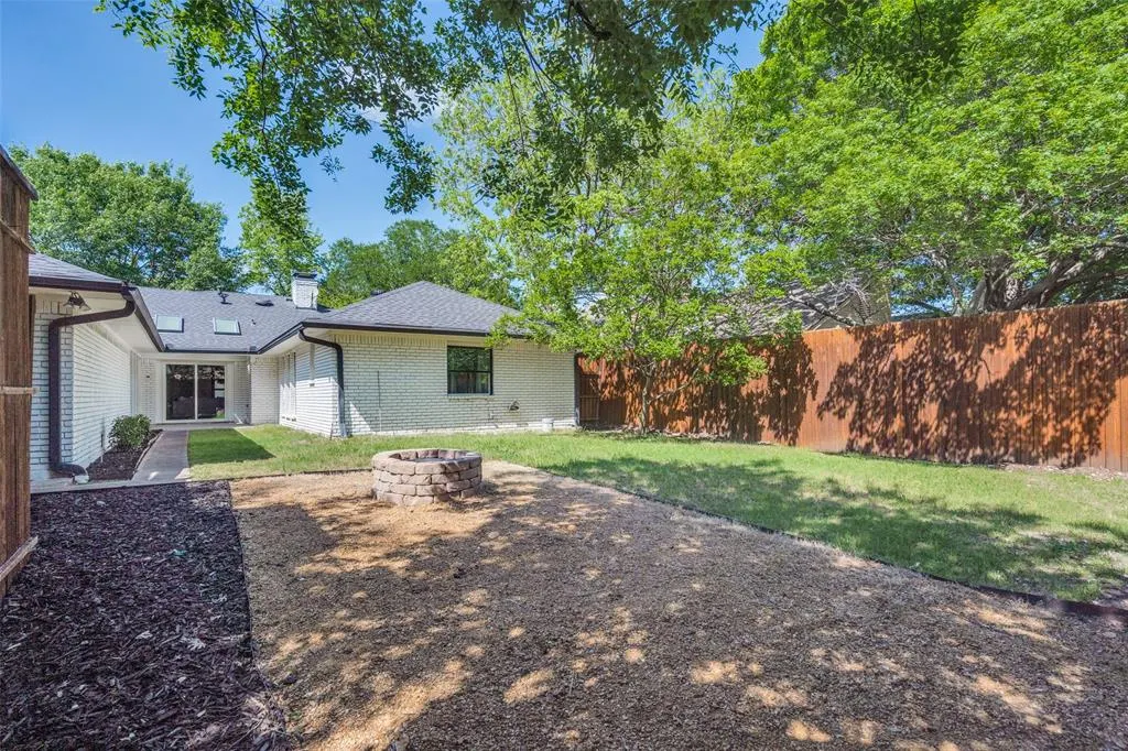 6226 La Cosa Drive