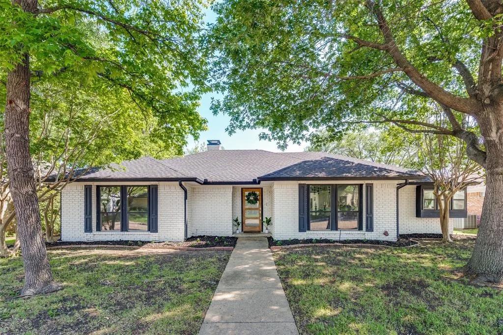 6226 La Cosa Drive