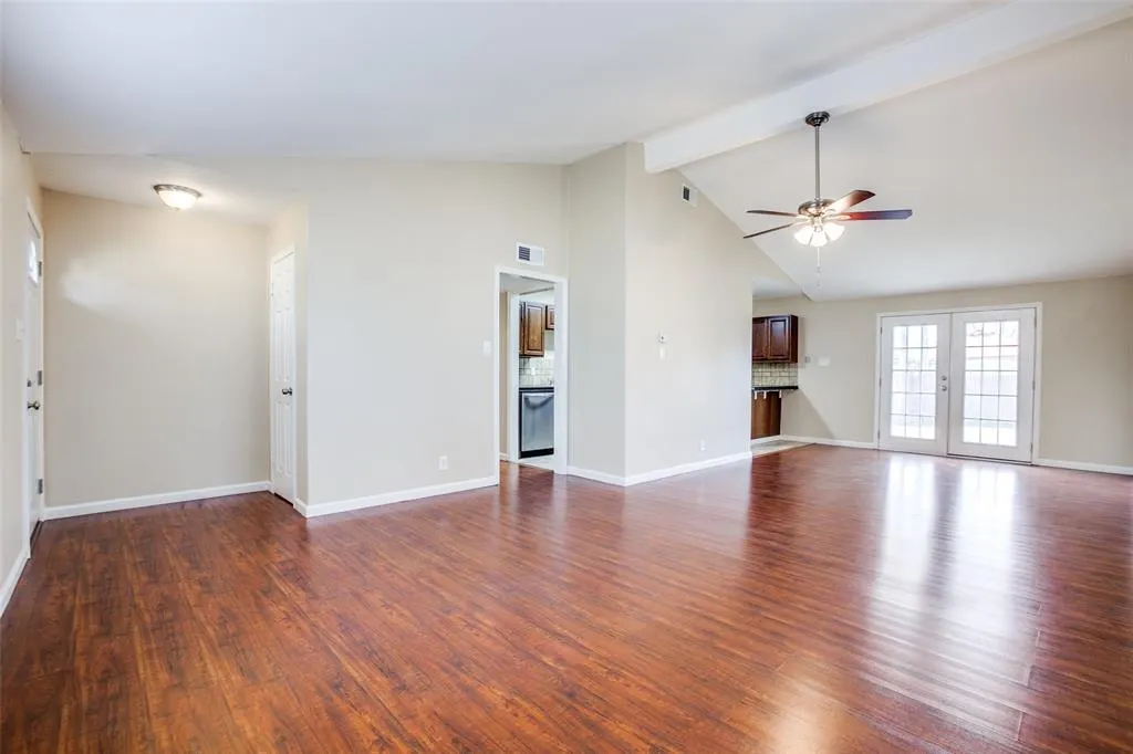 811 Brentwood Lane