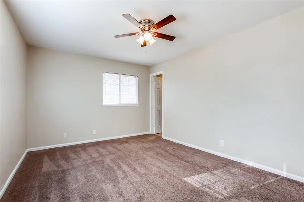 811 Brentwood Lane