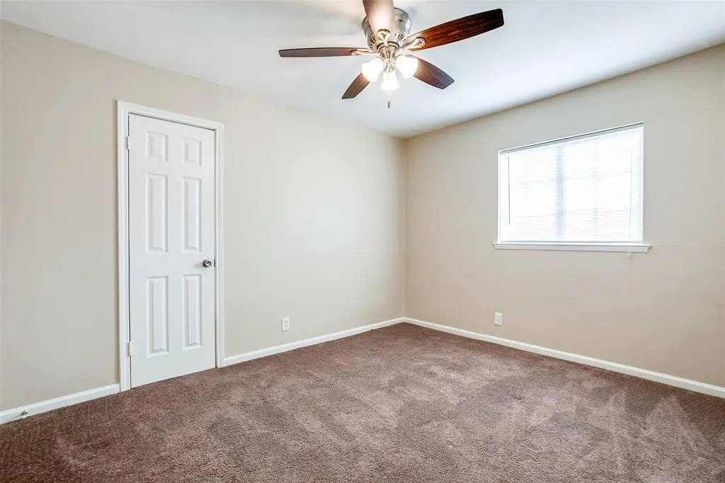 811 Brentwood Lane