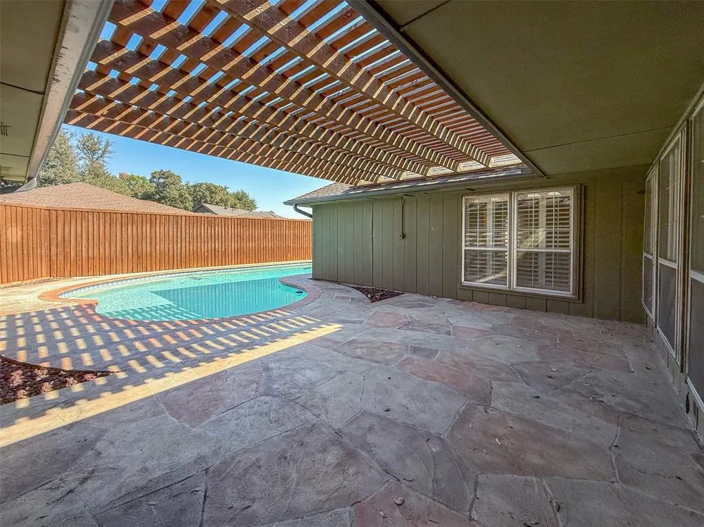 6817 Ledyard Drive