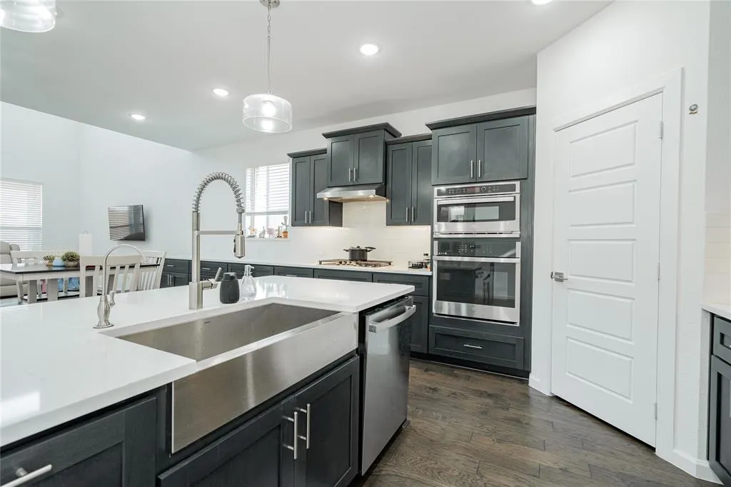 3615 William Riley Street