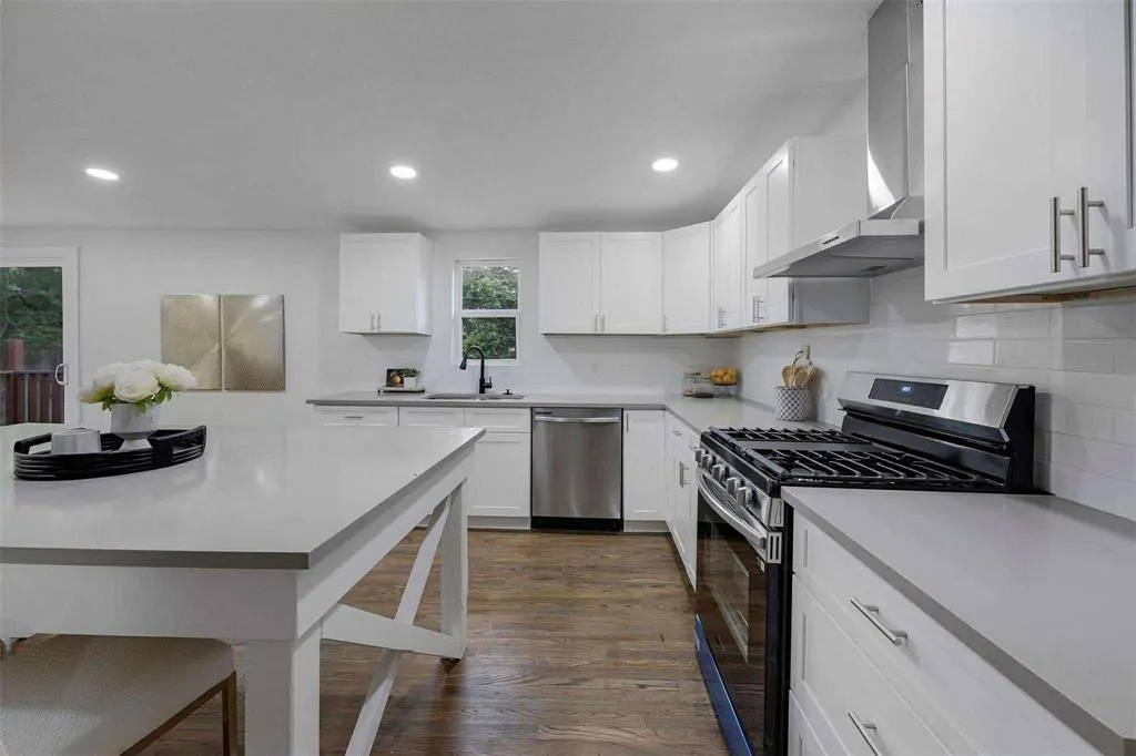 10913 Joaquin Drive