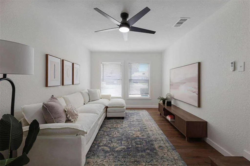10913 Joaquin Drive