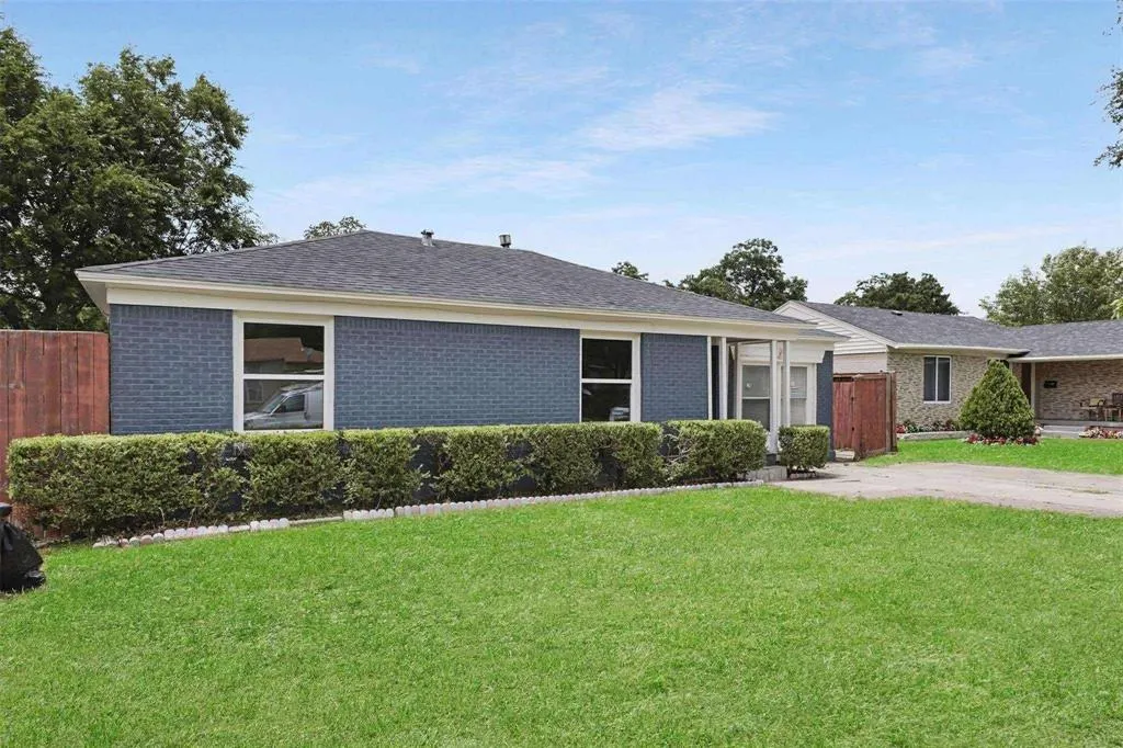 10913 Joaquin Drive