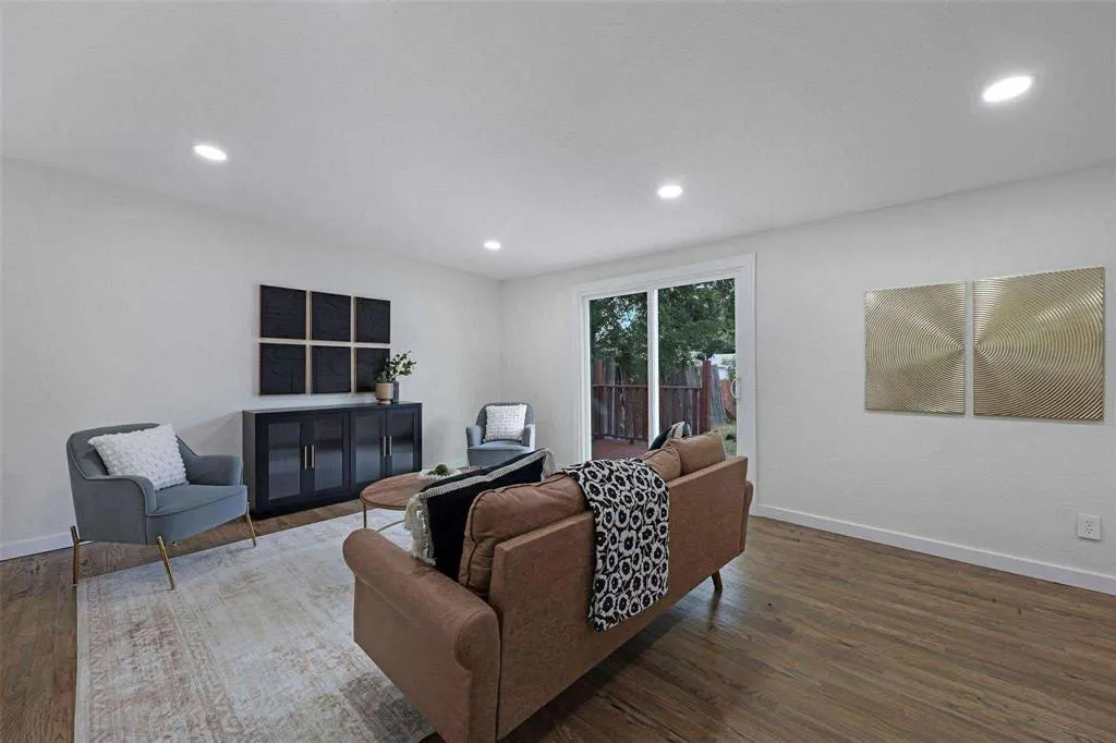 10913 Joaquin Drive